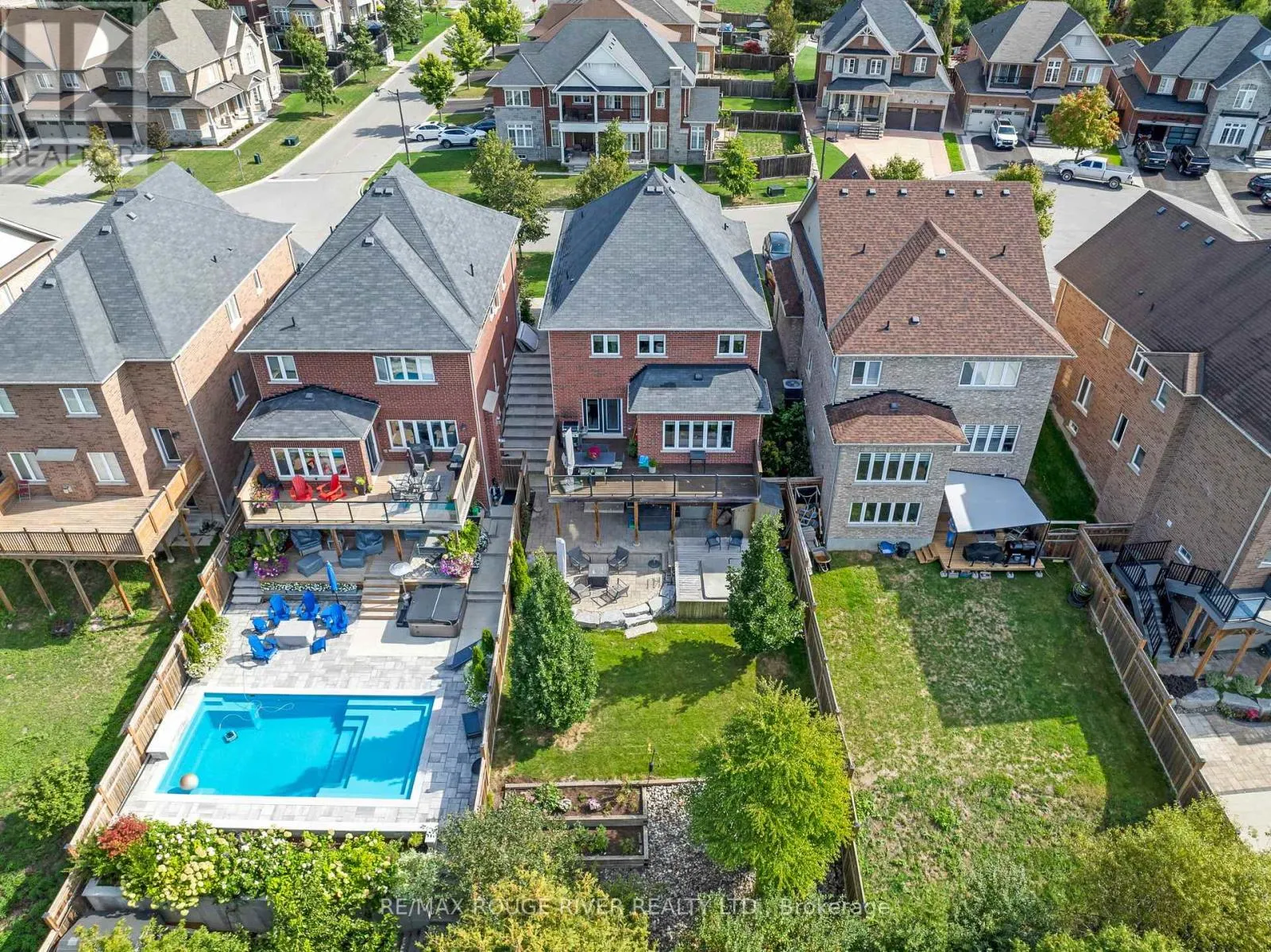 34 ENDEAVOUR COURT