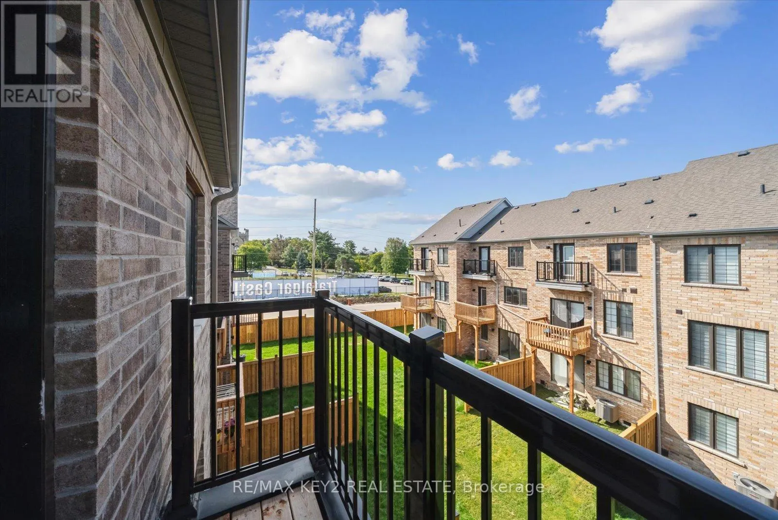 8 CALLOWAY WAY