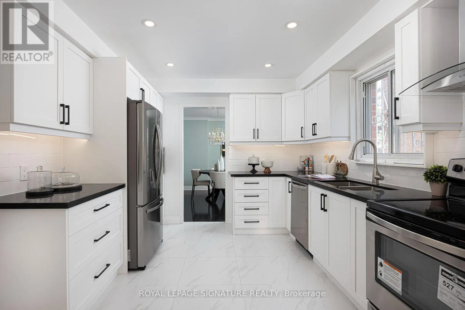77 CANONGATE TRAIL