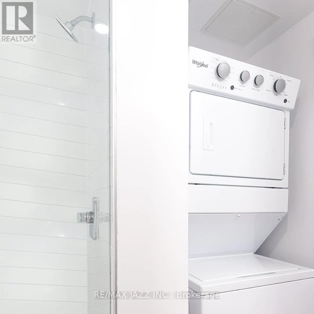 204 - 80 BOND STREET E, #204