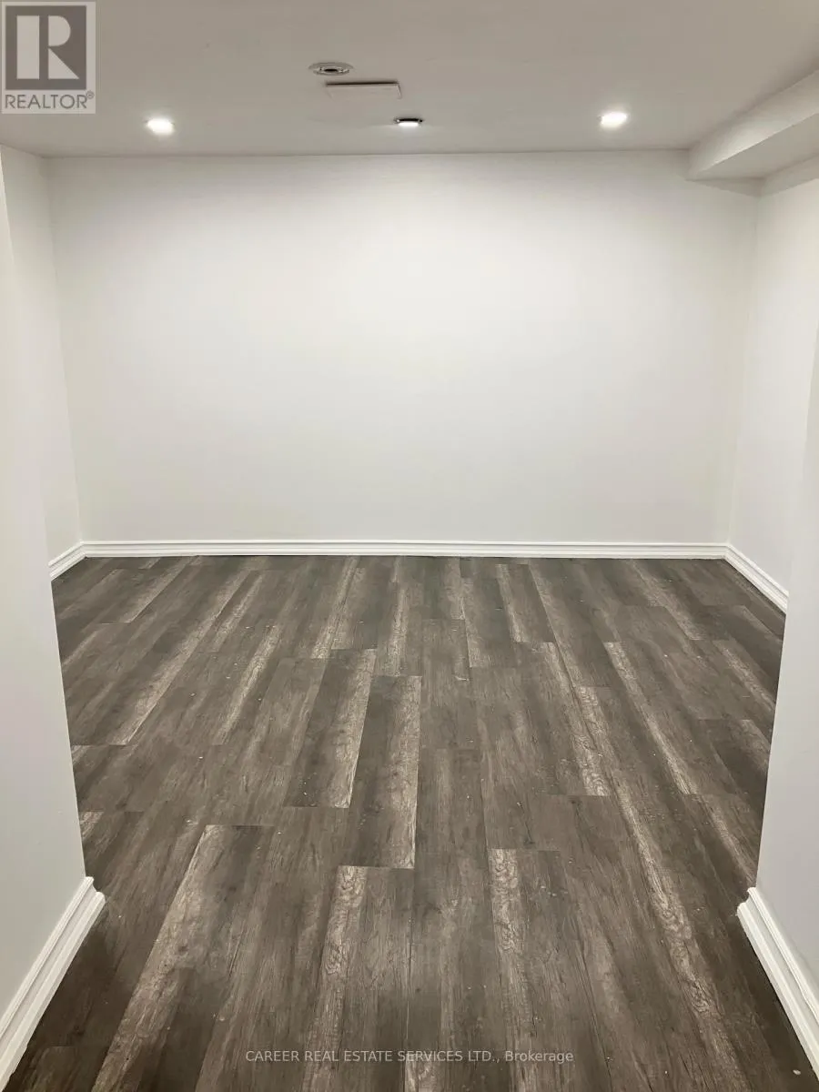90 - 53 TAUNTON ROAD E, #90