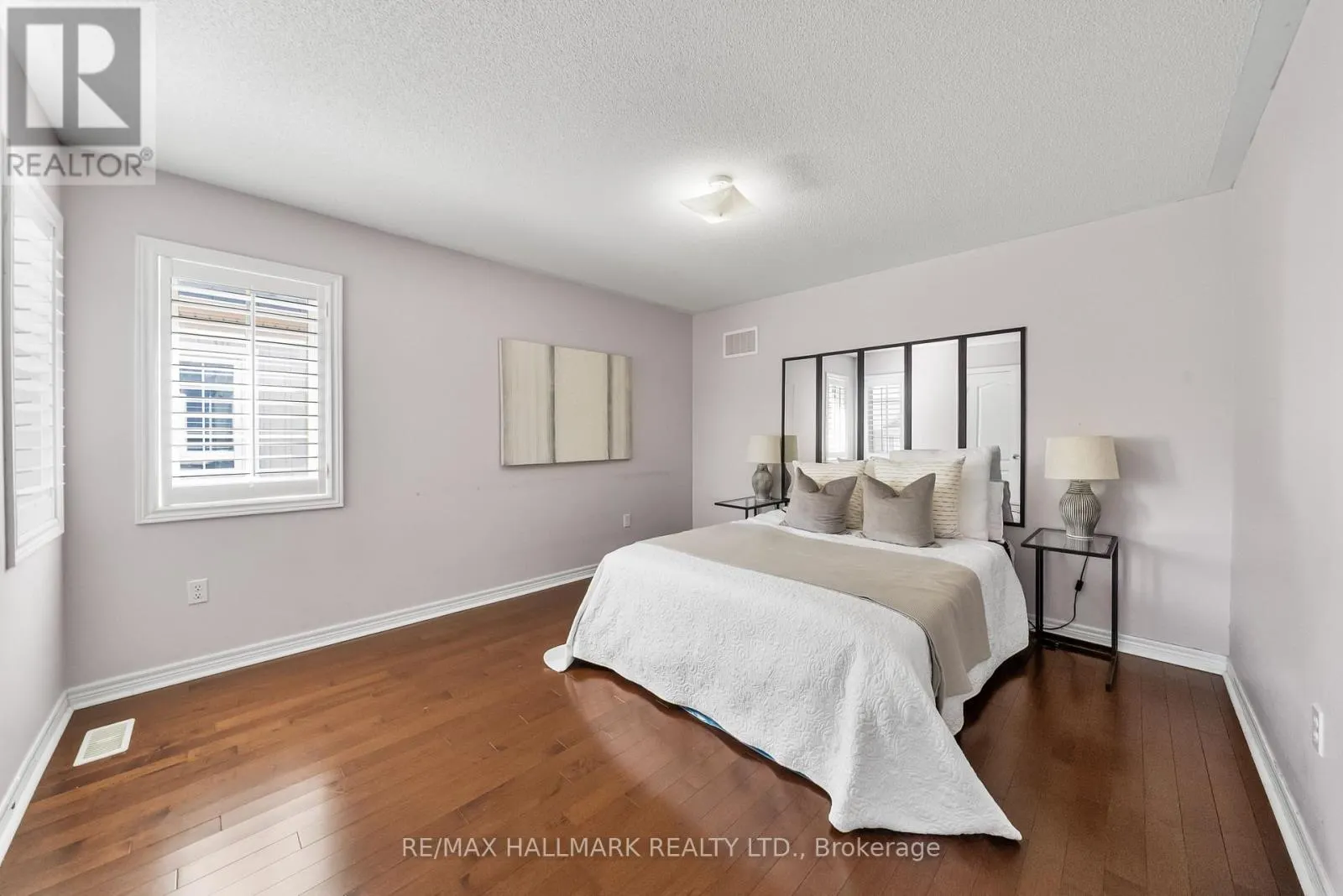 95 ROCKLAND CRESCENT