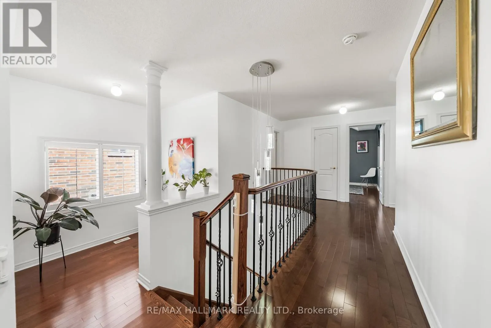 95 ROCKLAND CRESCENT