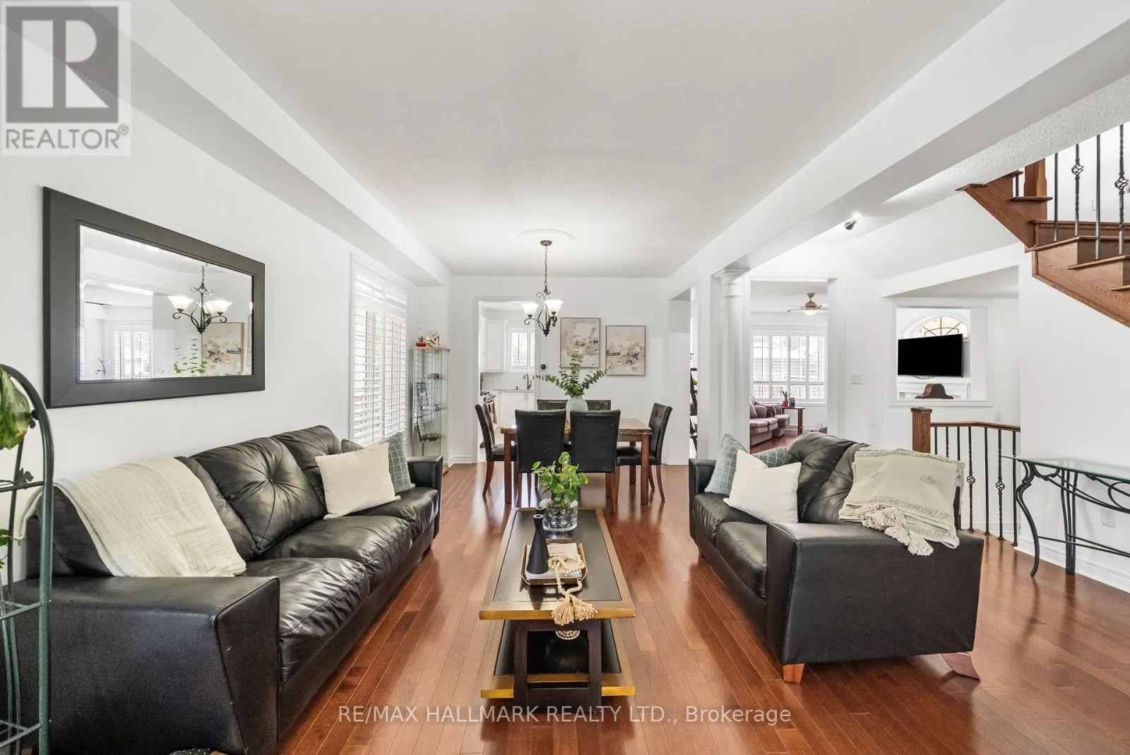 95 ROCKLAND CRESCENT