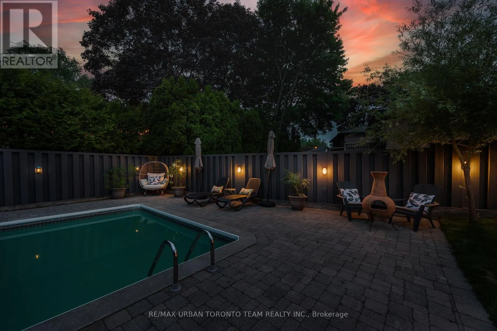 57 RAVINE PARK CRESCENT