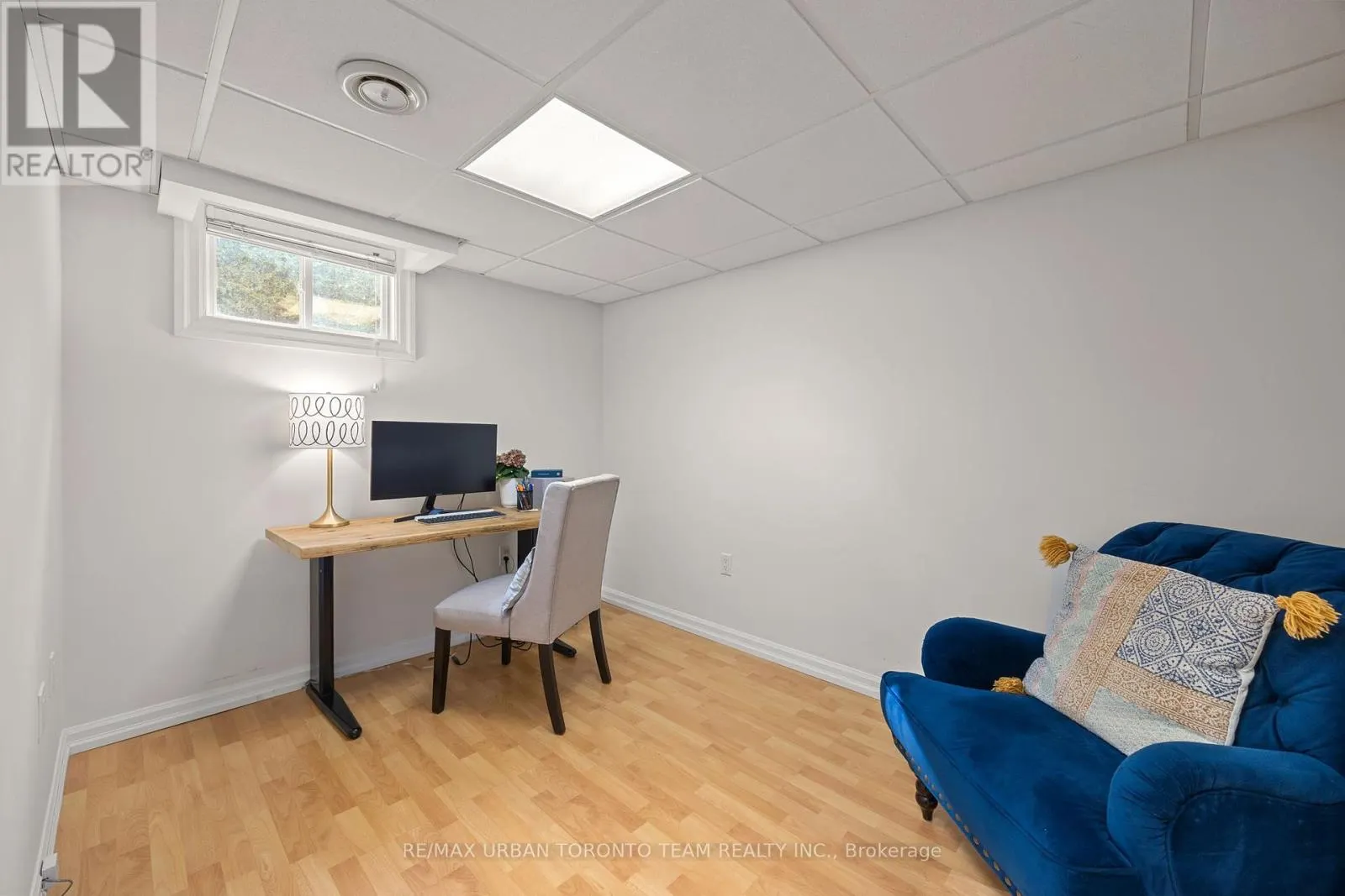 57 RAVINE PARK CRESCENT