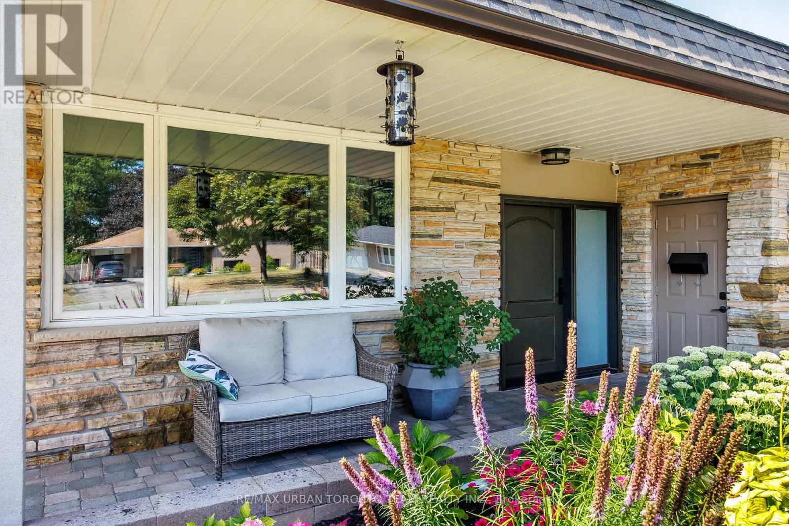57 RAVINE PARK CRESCENT
