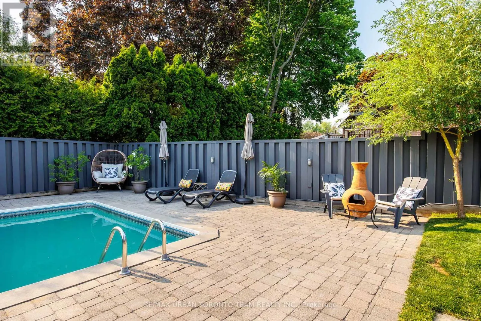 57 RAVINE PARK CRESCENT
