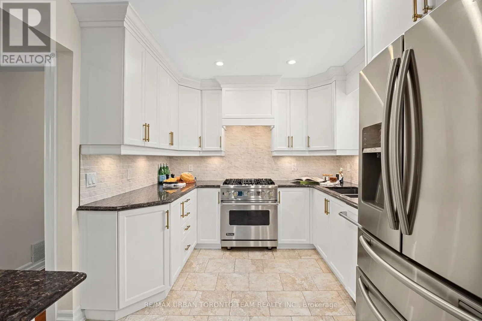 57 RAVINE PARK CRESCENT