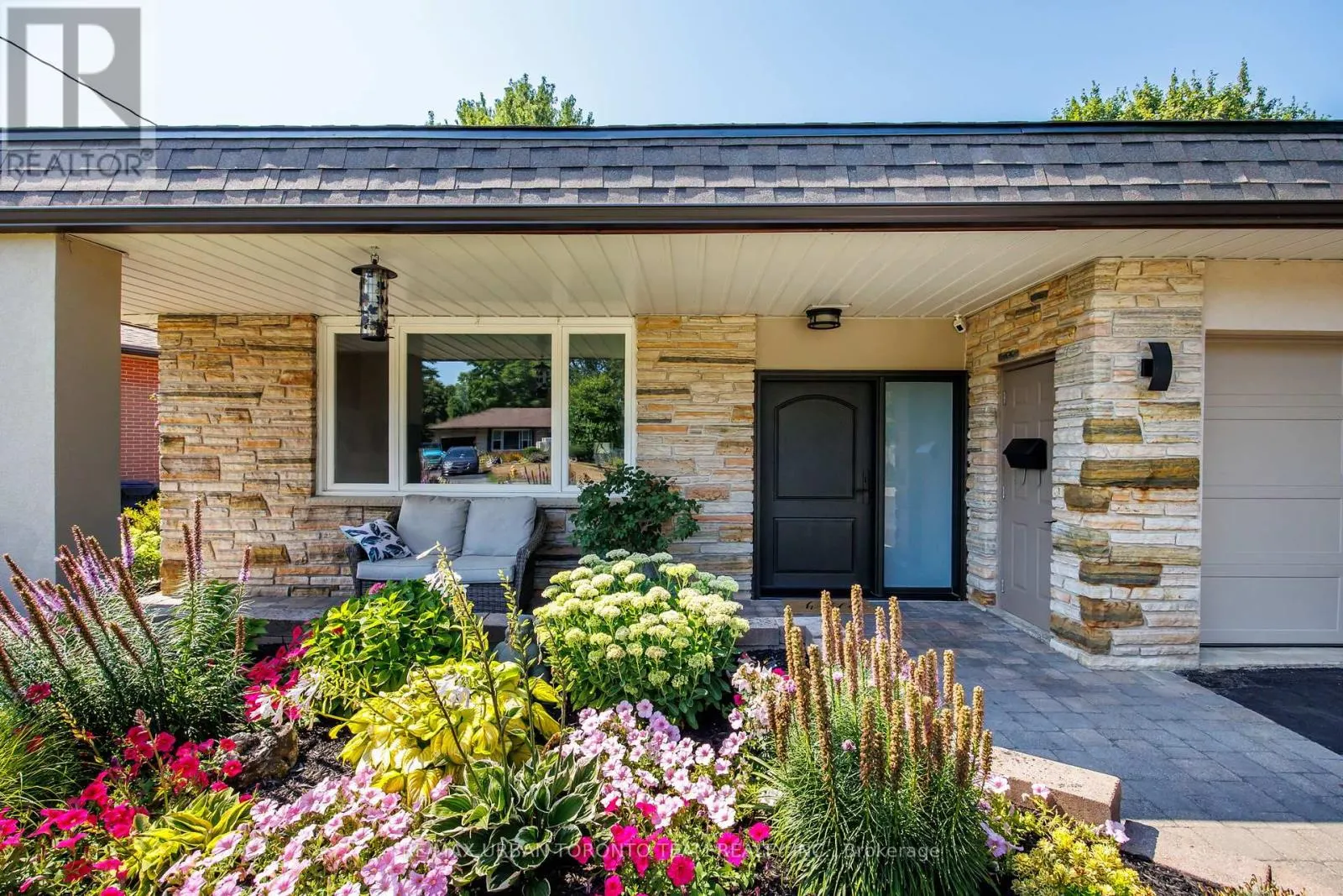 57 RAVINE PARK CRESCENT