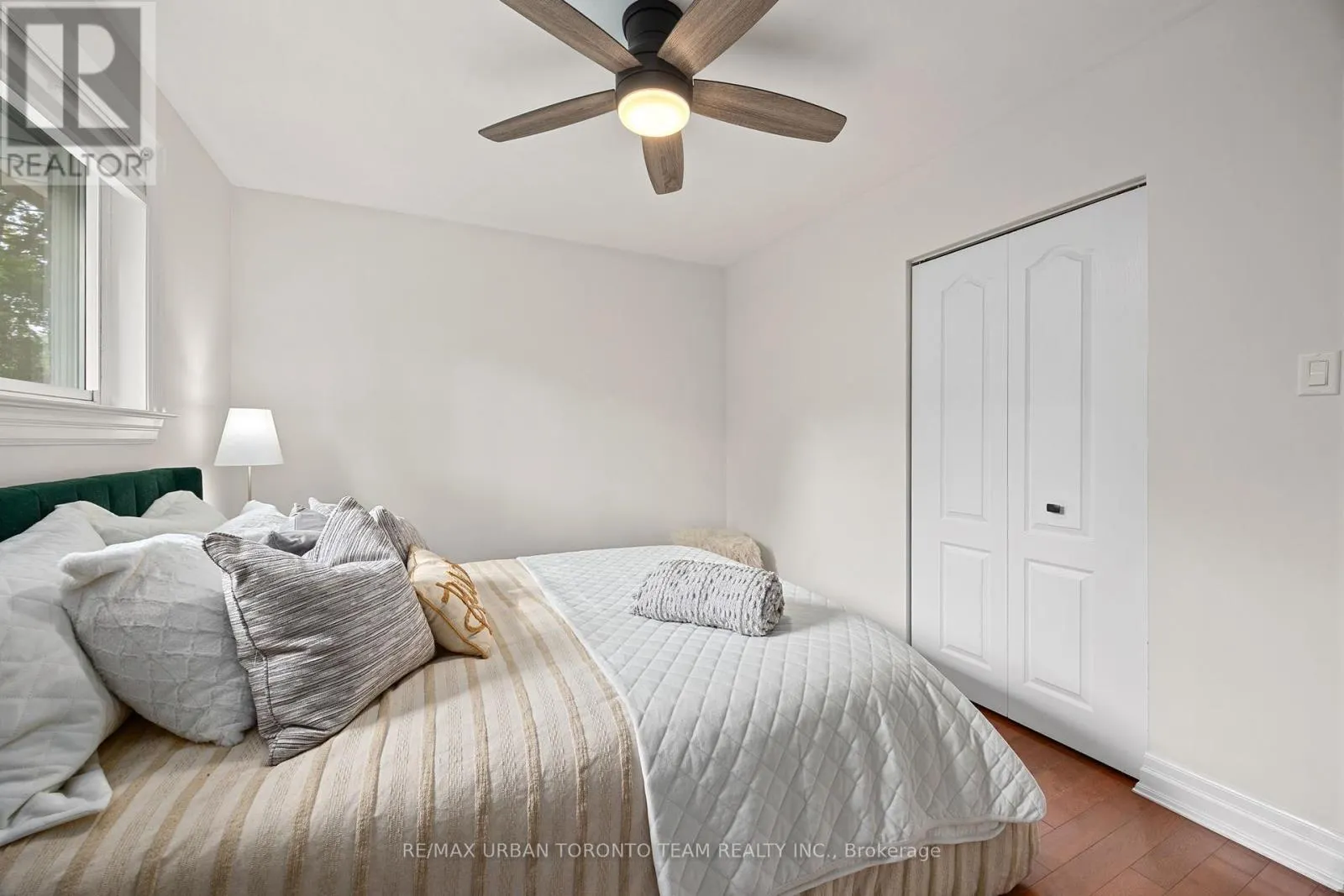 57 RAVINE PARK CRESCENT