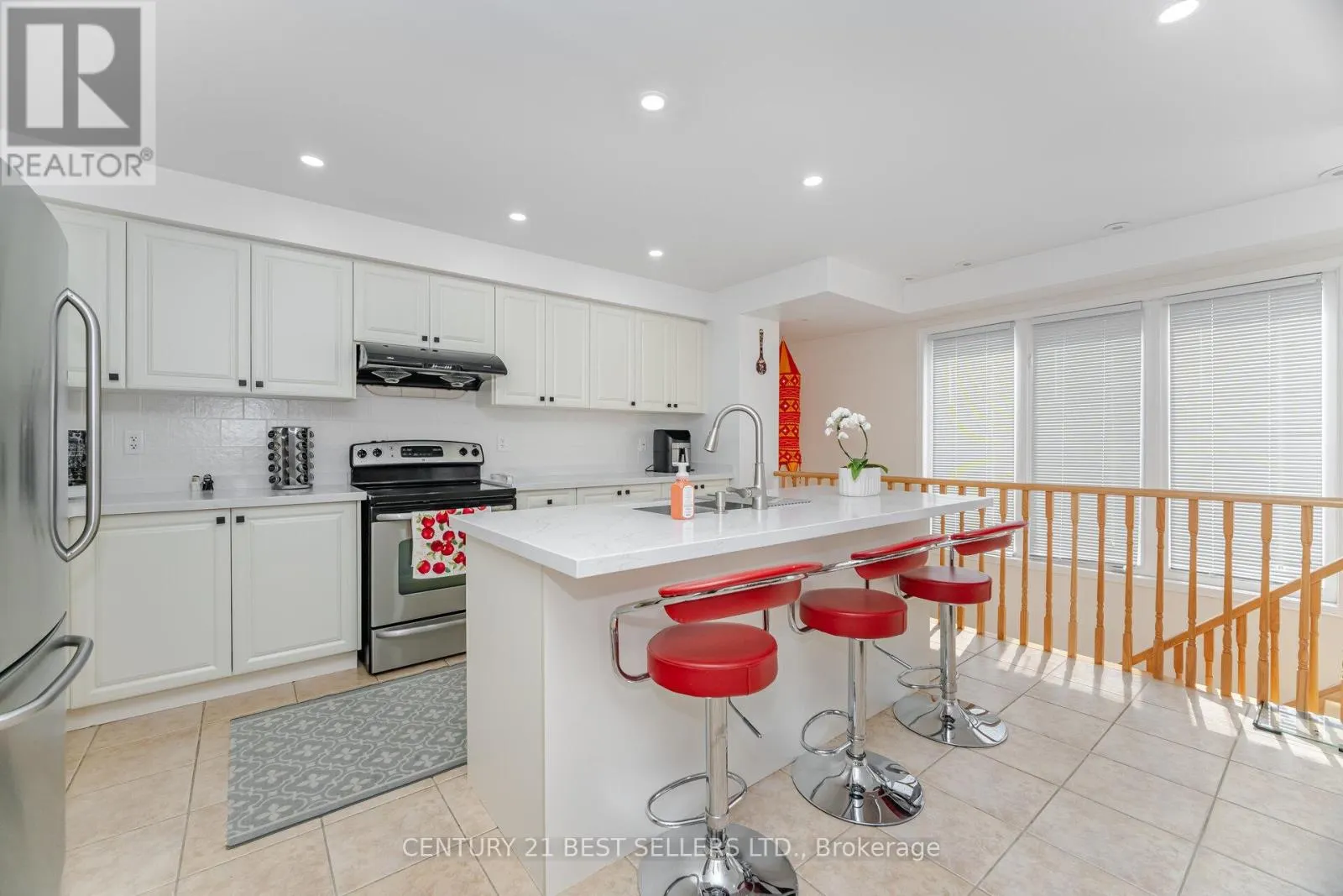 82 PILKINGTON DRIVE