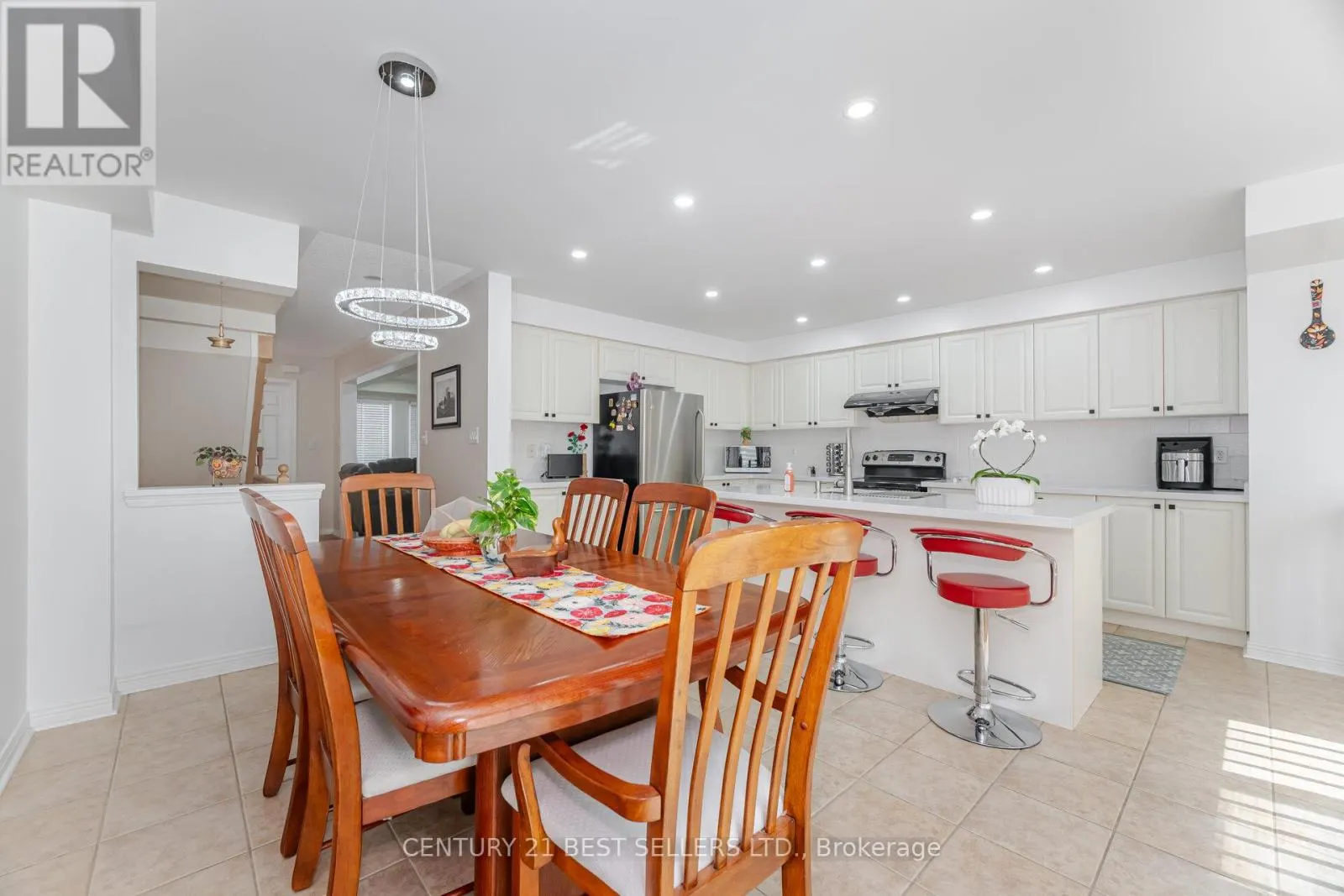 82 PILKINGTON DRIVE