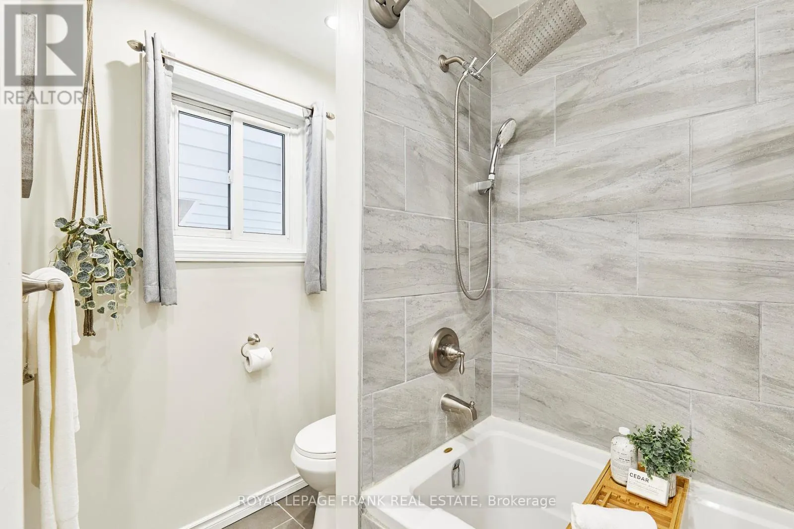 432 PARK ROAD N