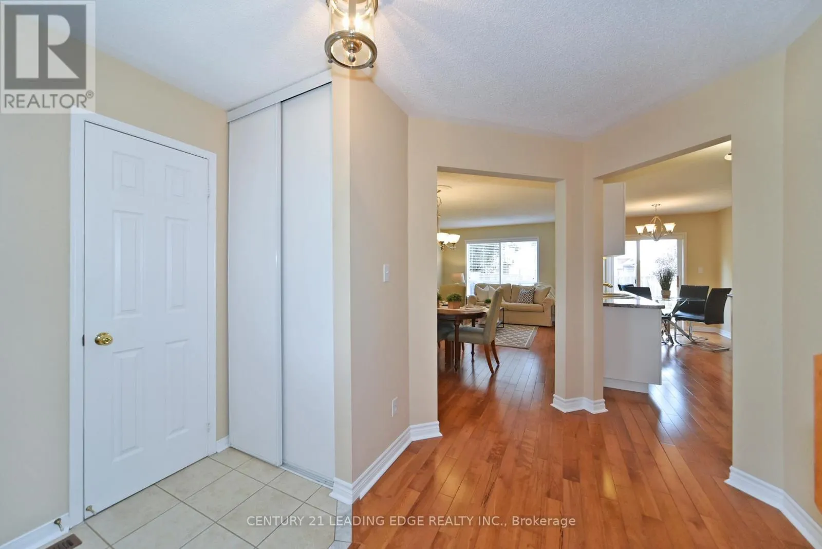 548 NOTTINGHAM CRESCENT