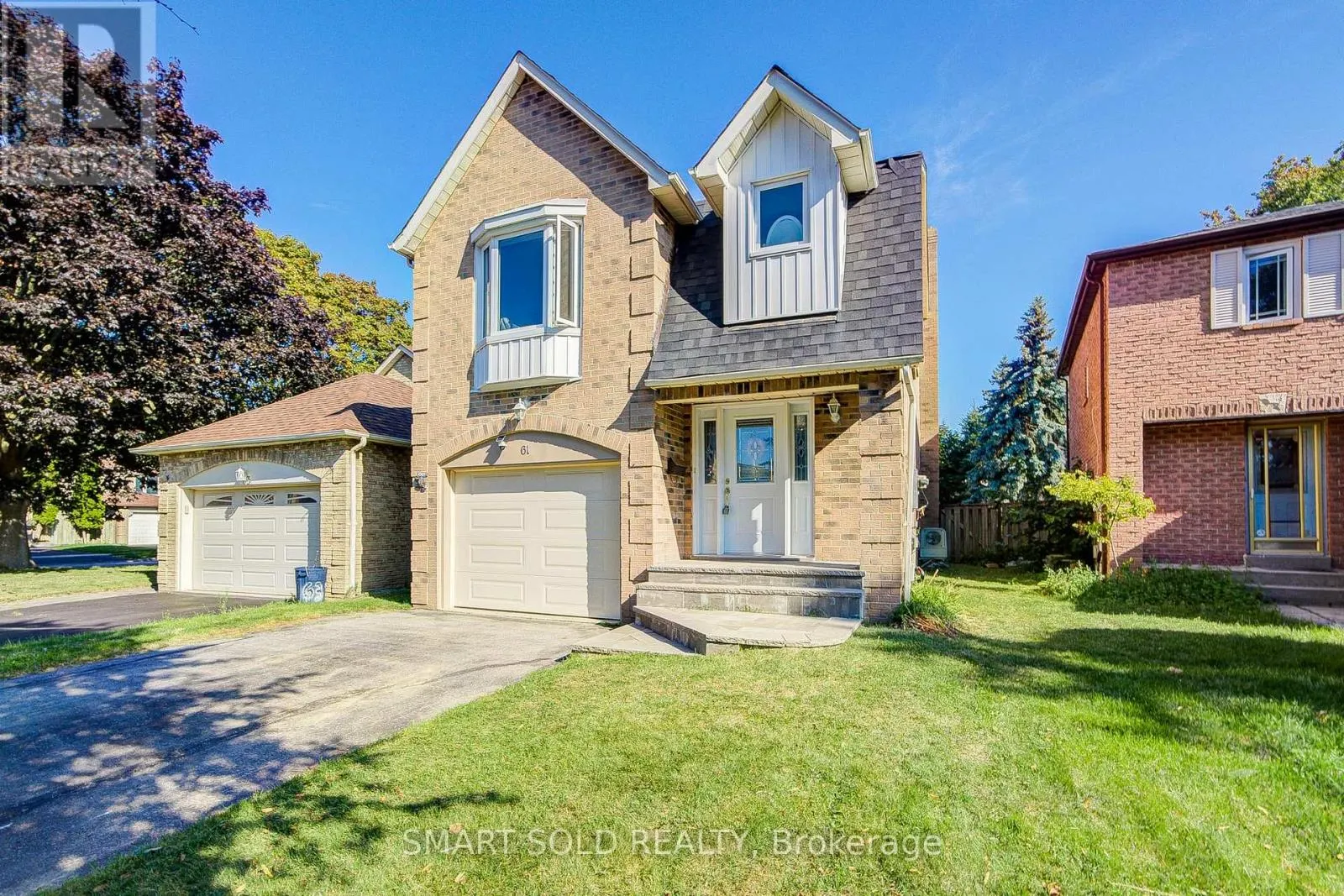 61 STOCKBRIDGE CRESCENT