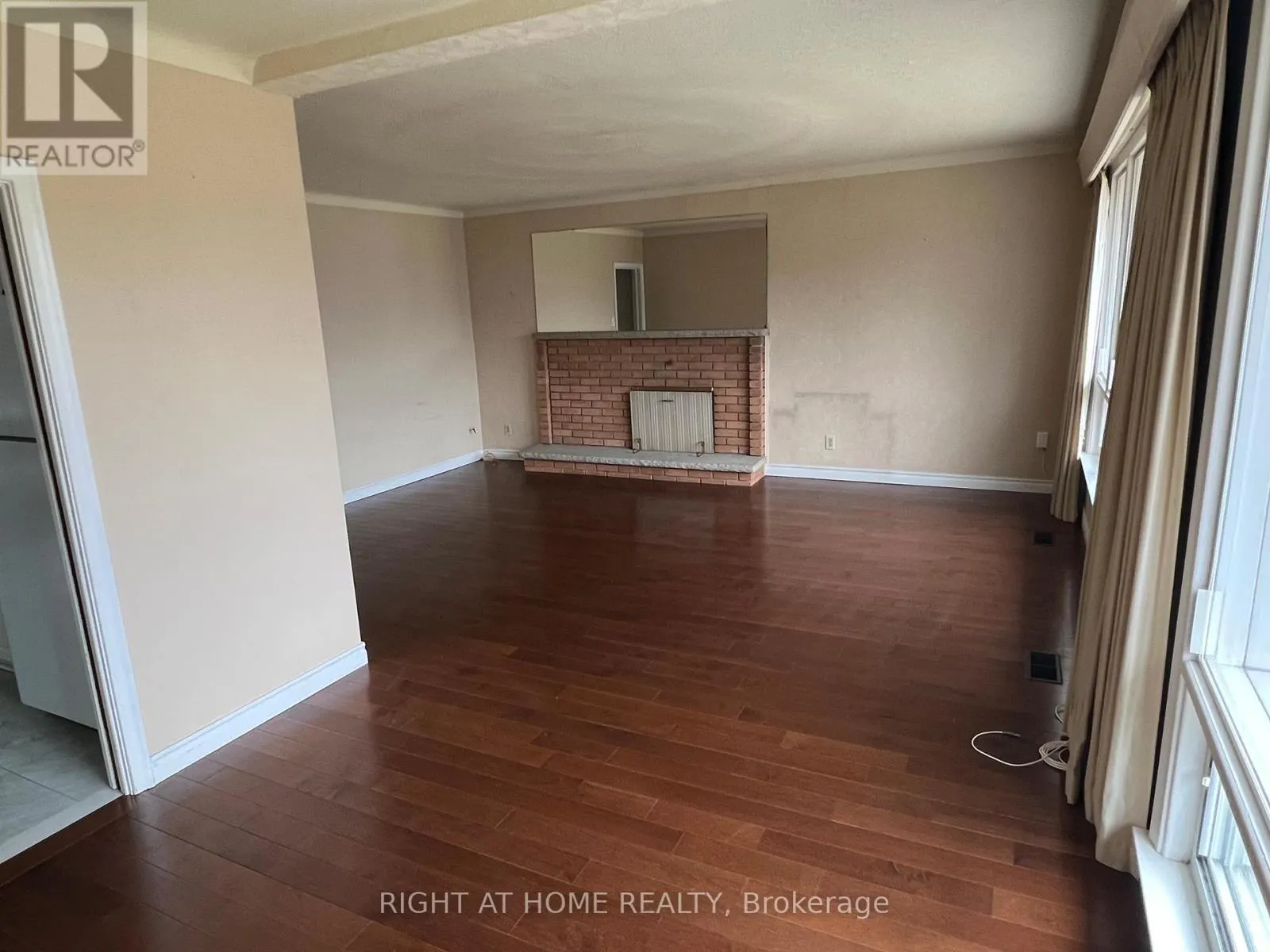 MAIN - 9 WATERFIELD DRIVE