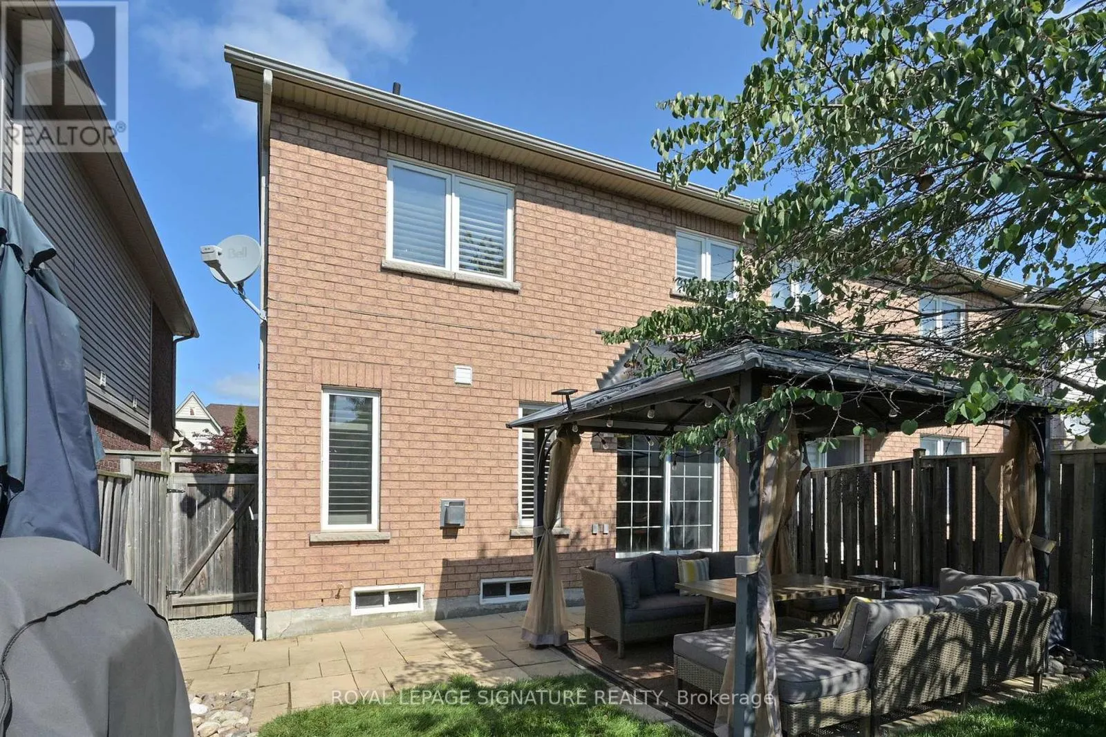 35 WESTRAY CRESCENT
