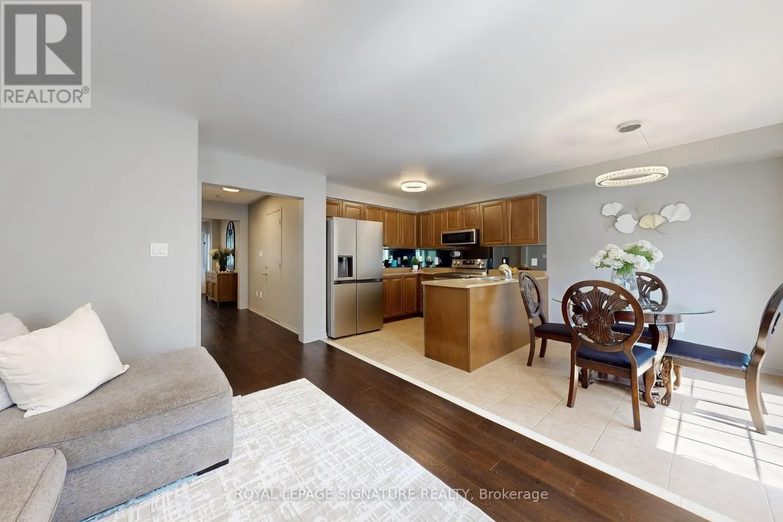 35 WESTRAY CRESCENT