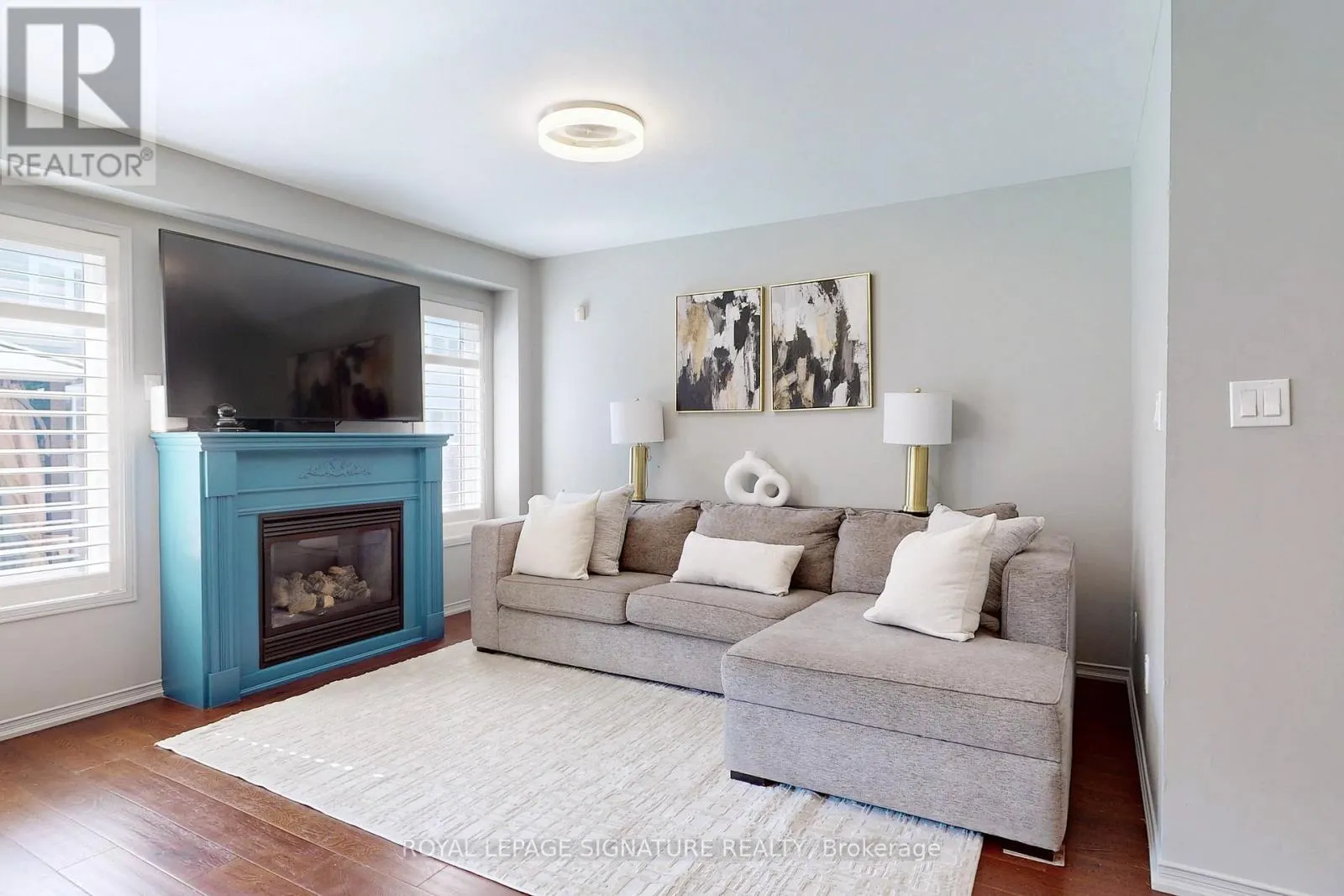 35 WESTRAY CRESCENT