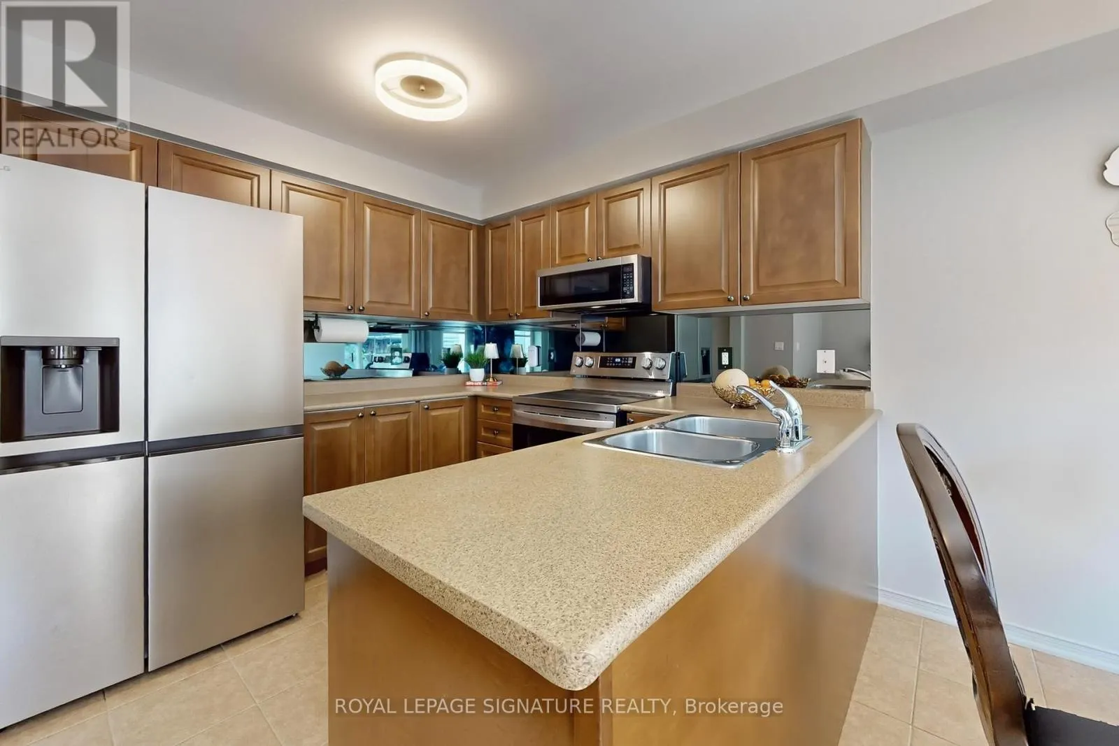 35 WESTRAY CRESCENT