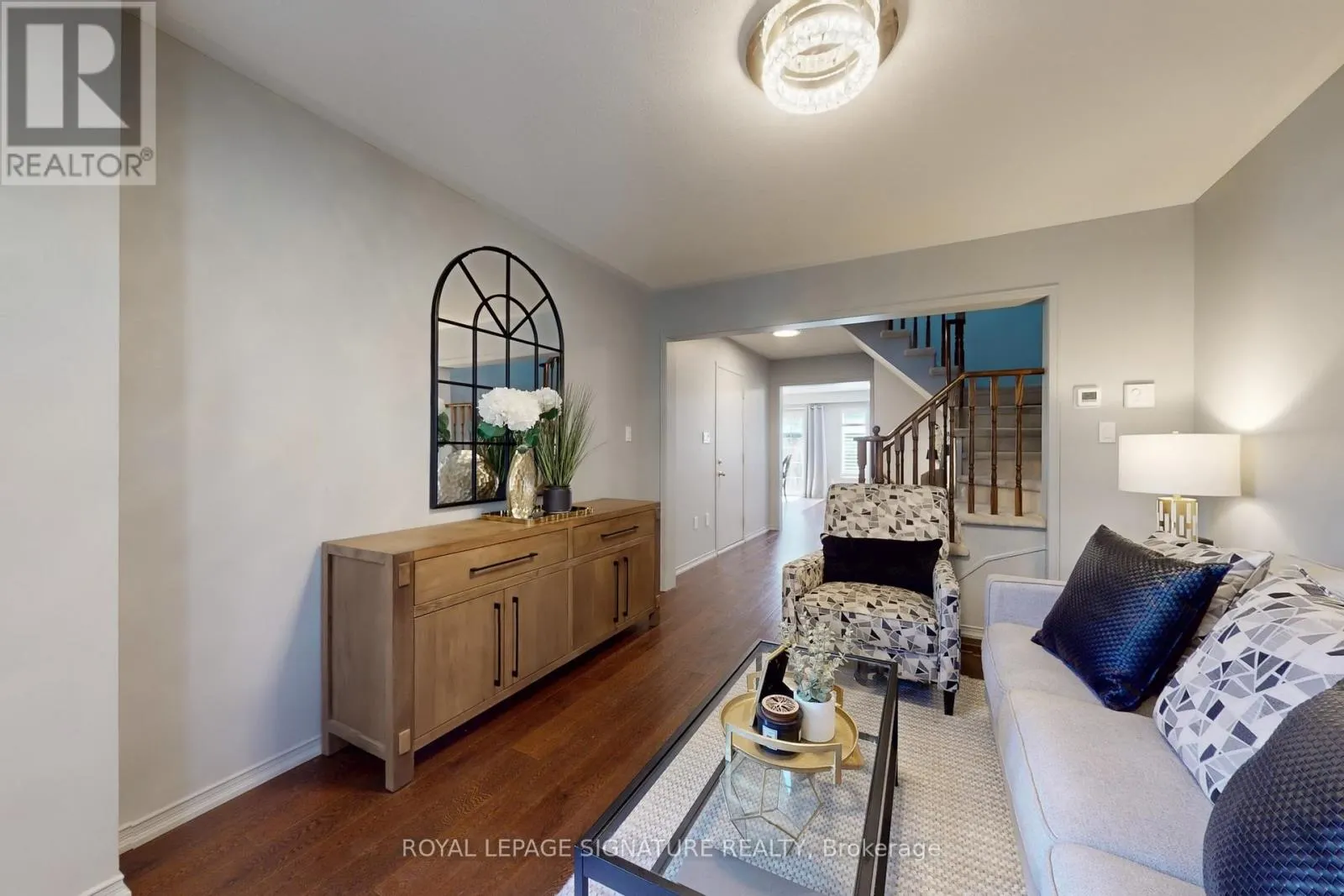 35 WESTRAY CRESCENT
