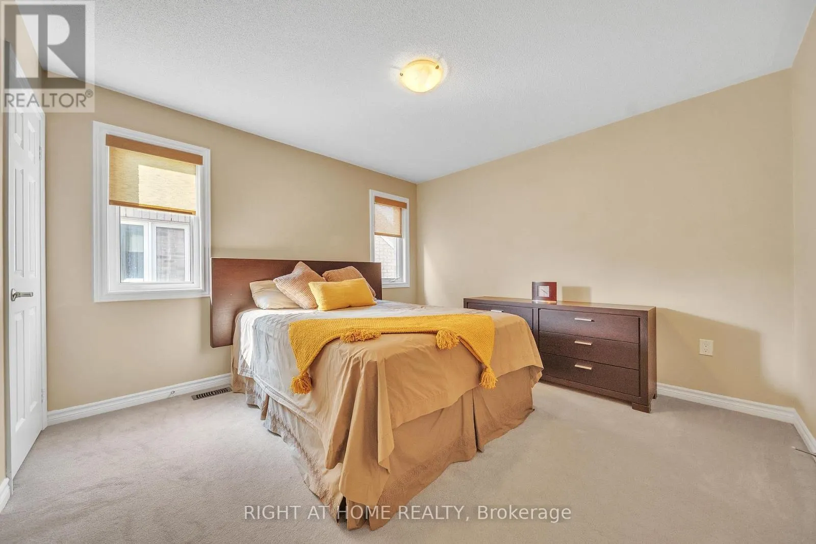 16 SEWELL CRESCENT