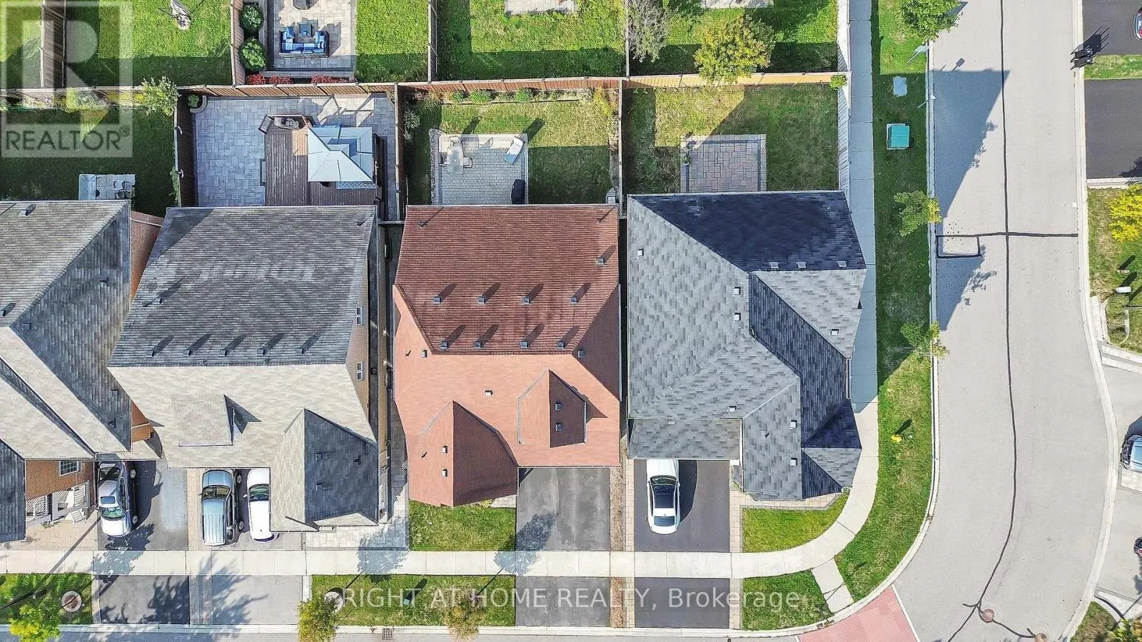 16 SEWELL CRESCENT