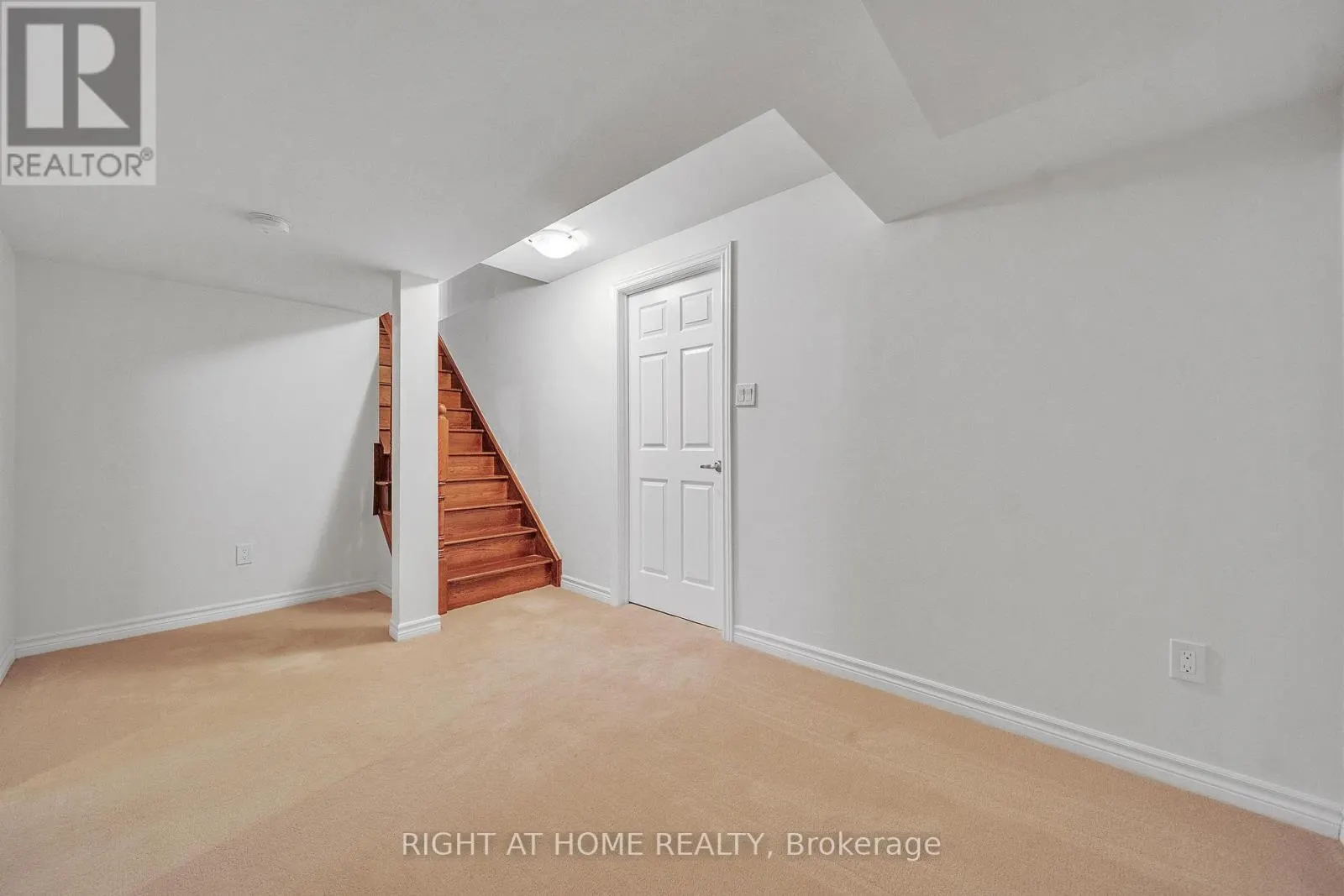 16 SEWELL CRESCENT