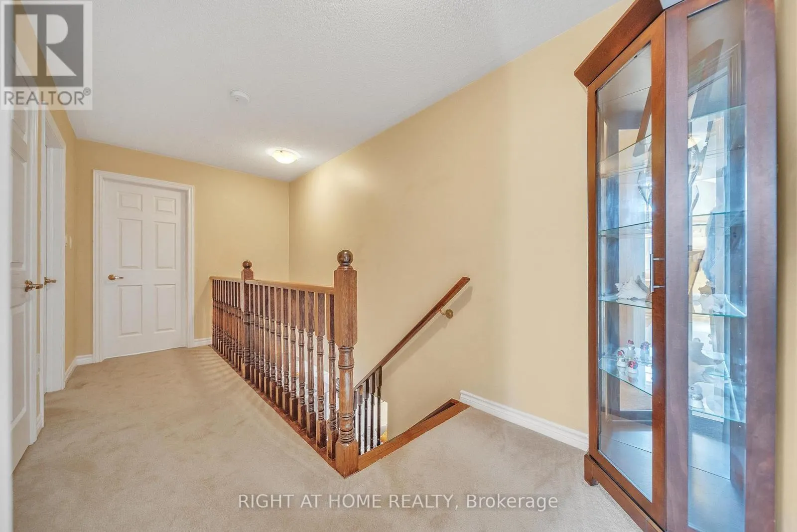 16 SEWELL CRESCENT