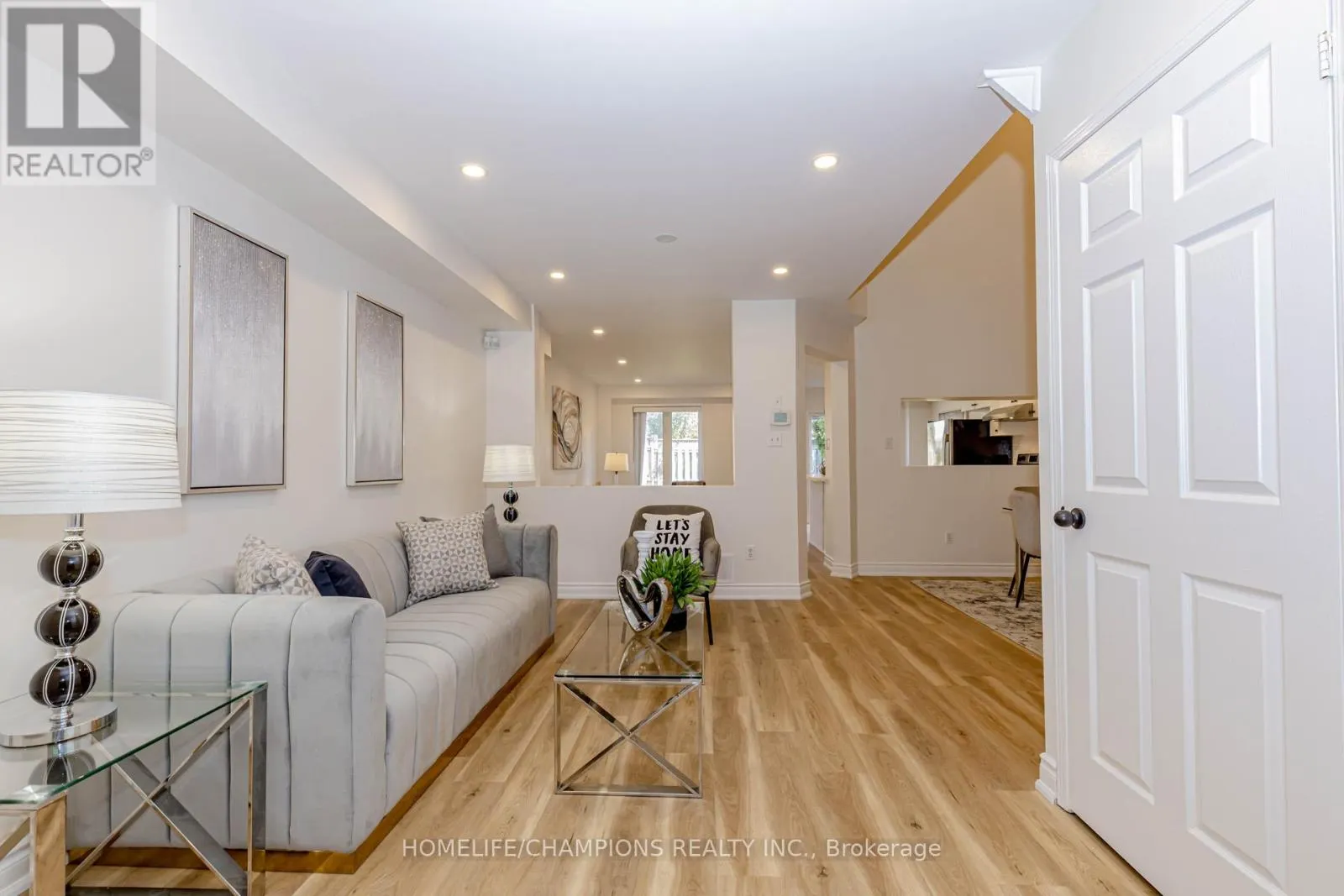 27 TASKER CRESCENT