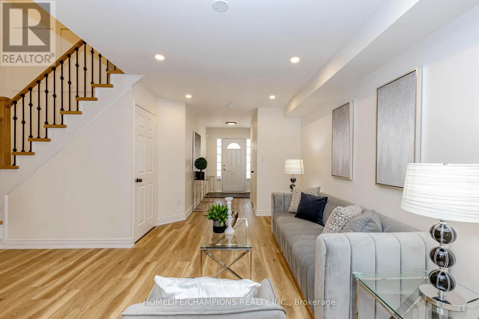 27 TASKER CRESCENT