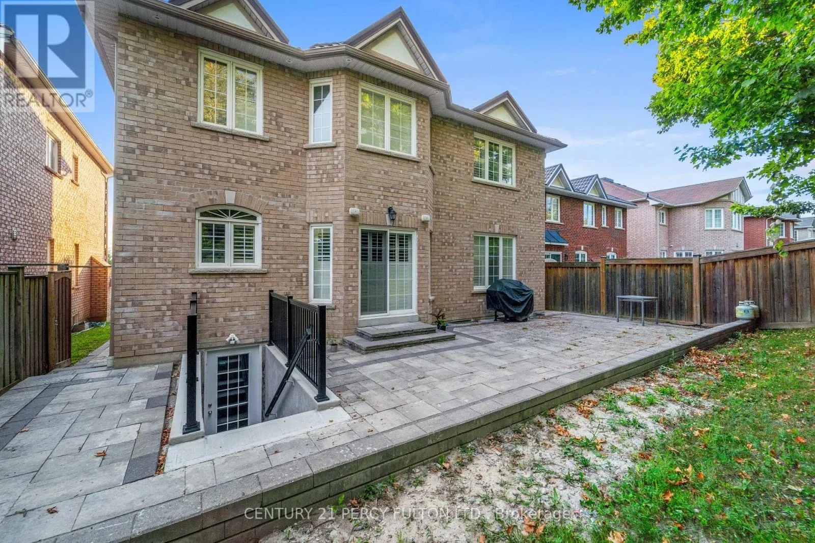 47 WINTERTON WAY
