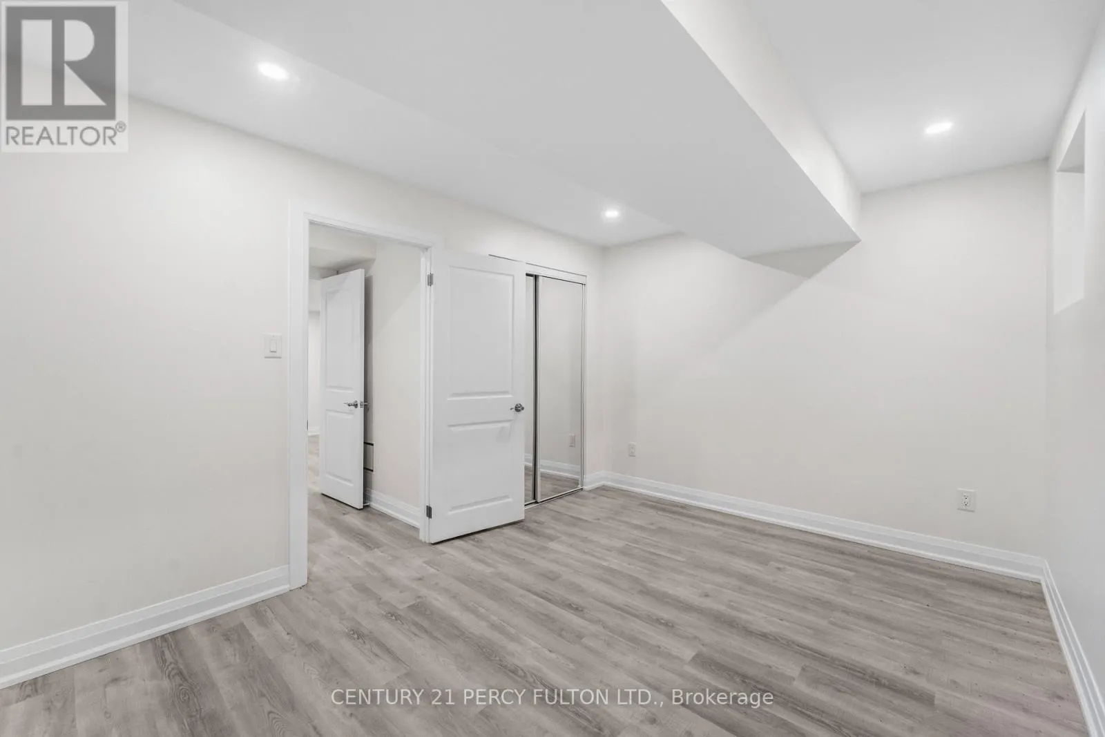 47 WINTERTON WAY