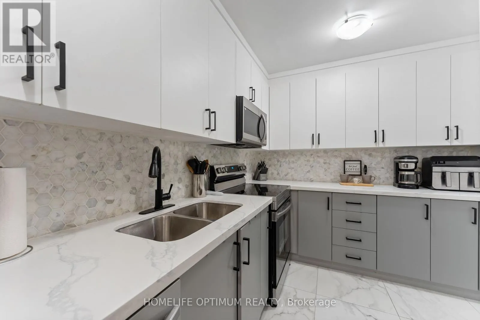 1076 - 100 MORNELLE COURT