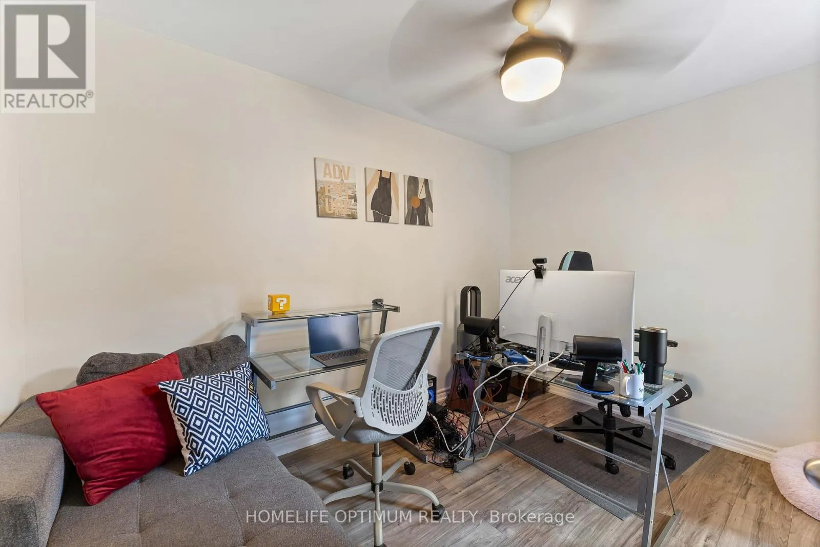 1076 - 100 MORNELLE COURT