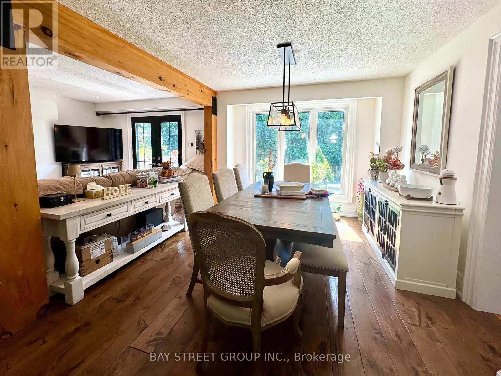 75 ANSTEAD CRESCENT
