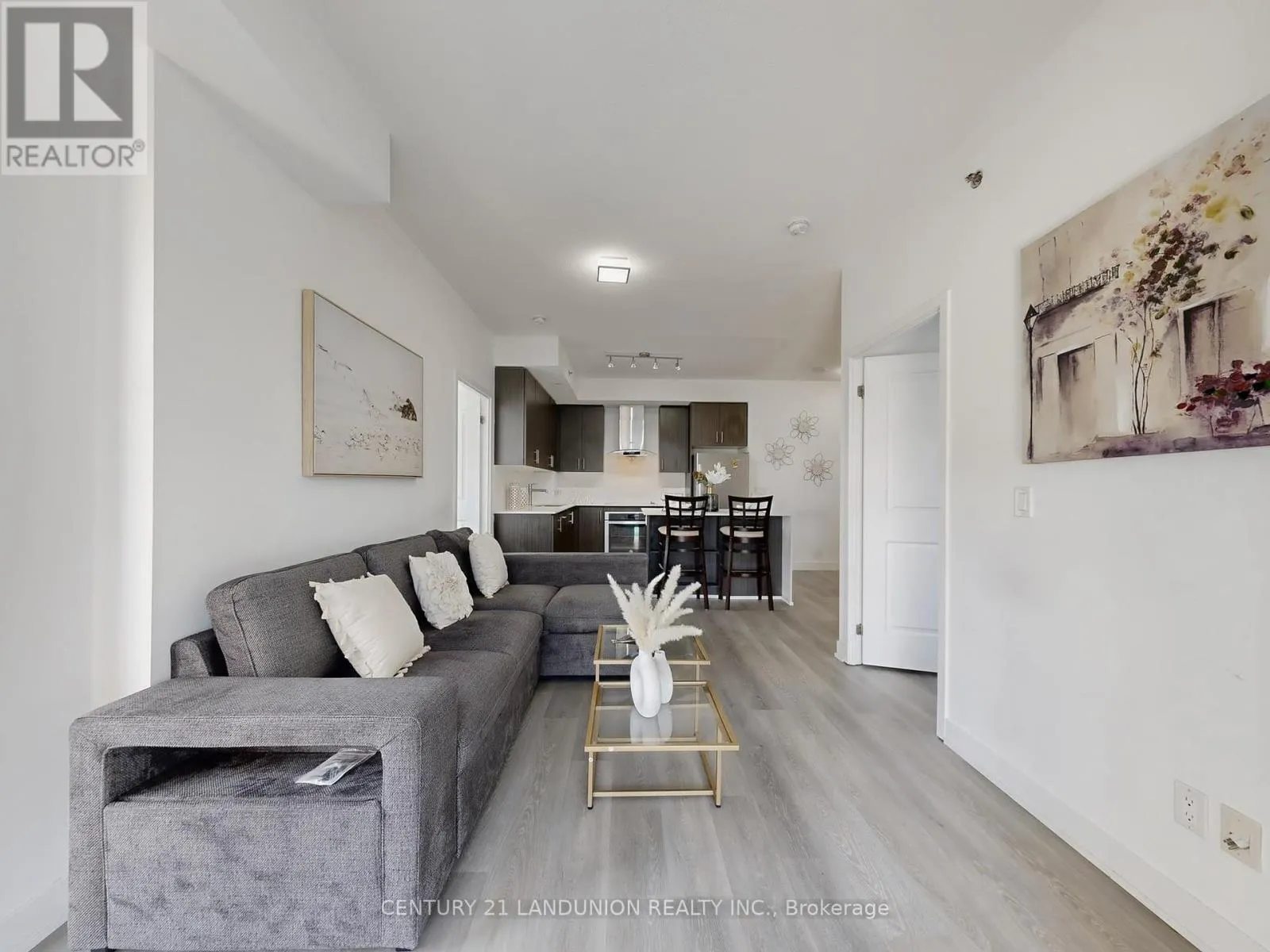 204 - 195 BONIS AVENUE