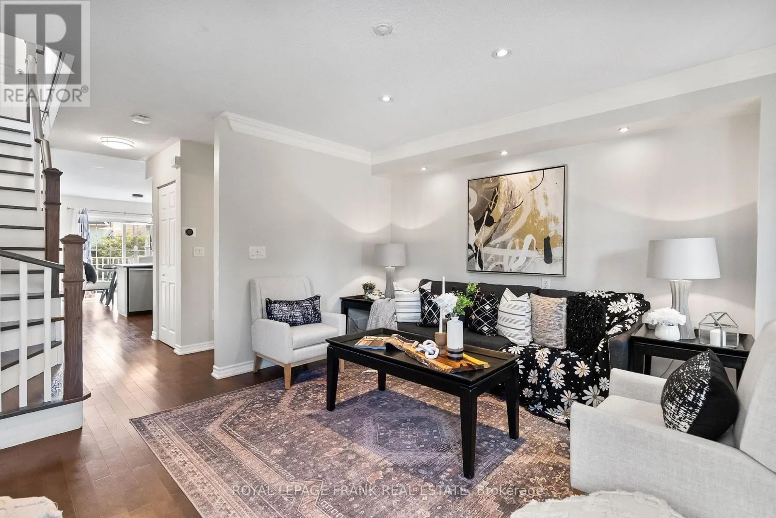 31 - 735 SHEPPARD AVENUE, #31