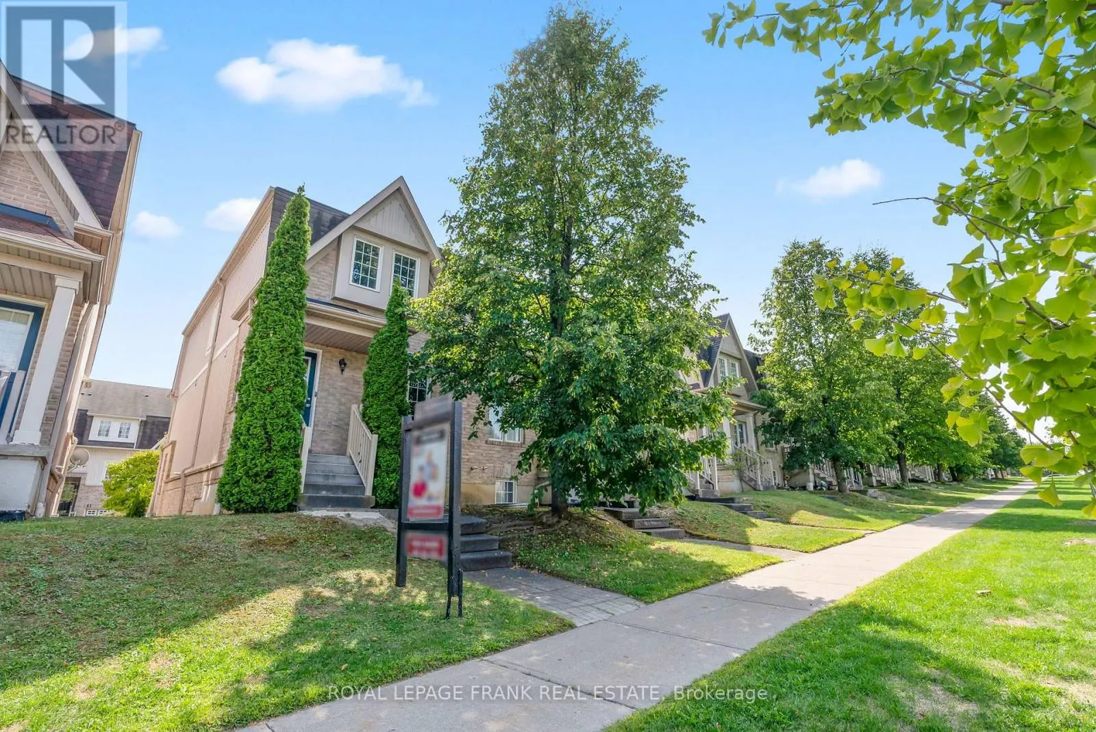 31 - 735 SHEPPARD AVENUE, #31