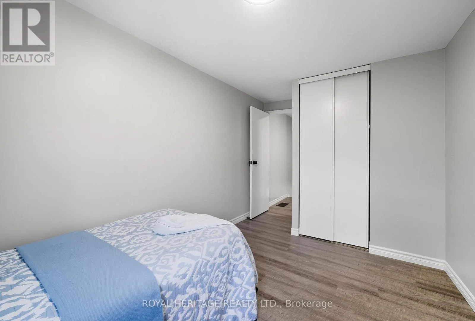 113 - 929 BURNS STREET W