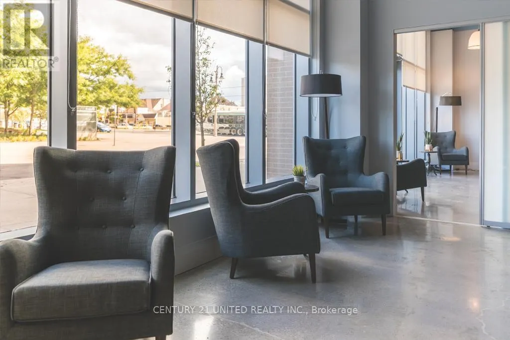 609 - 100 BOND STREET E, #609