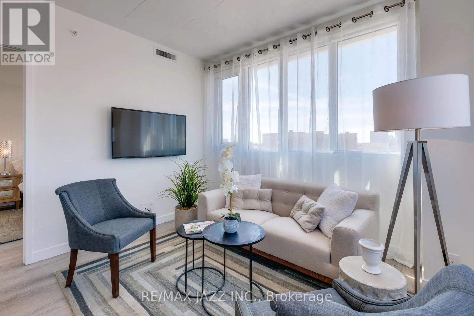 1014 - 100 BOND STREET E, #1014