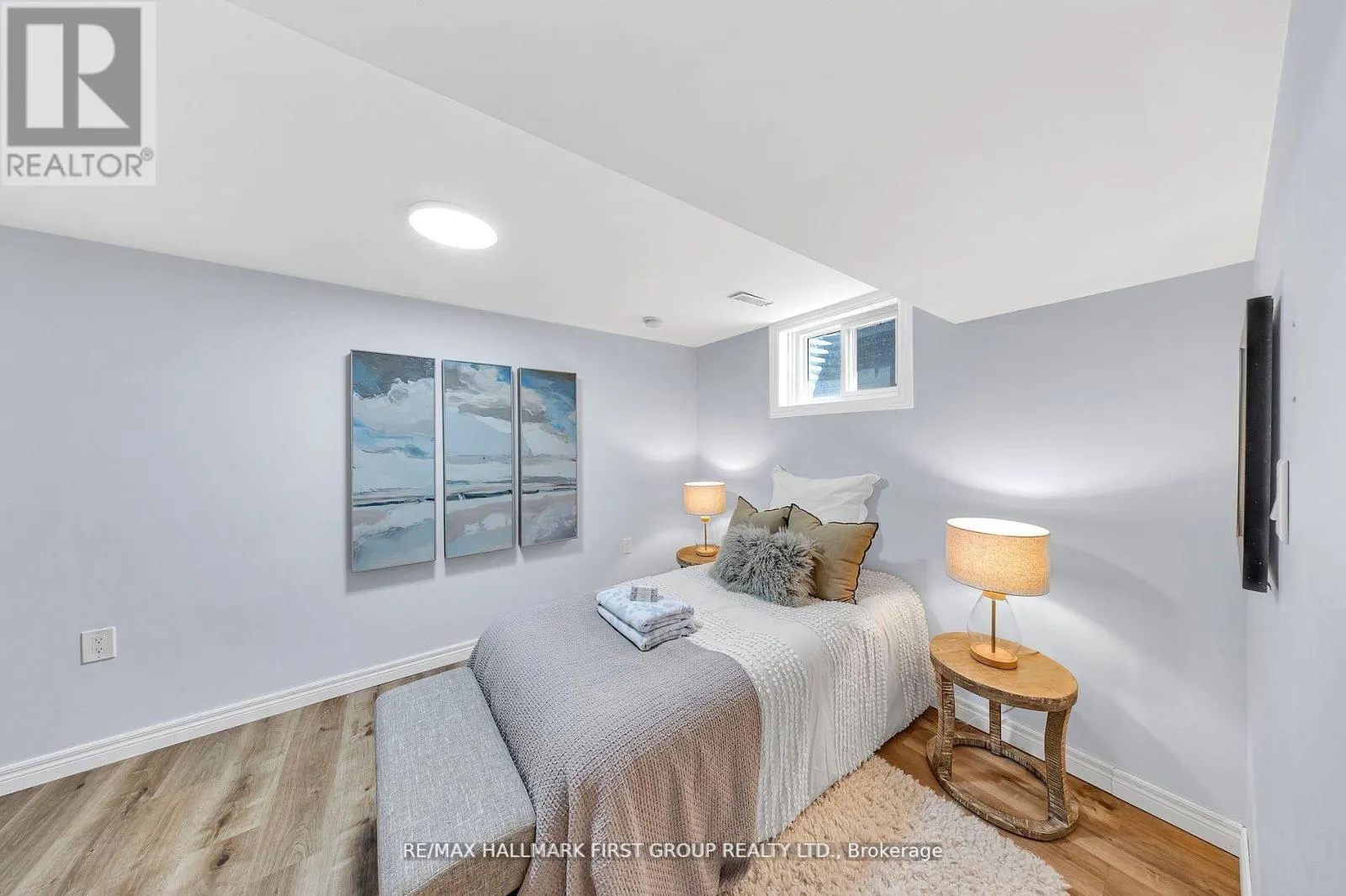 975 BRENDA COURT