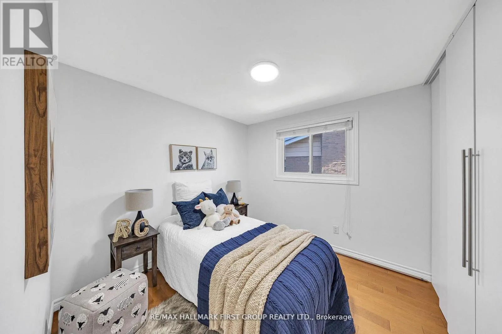 975 BRENDA COURT