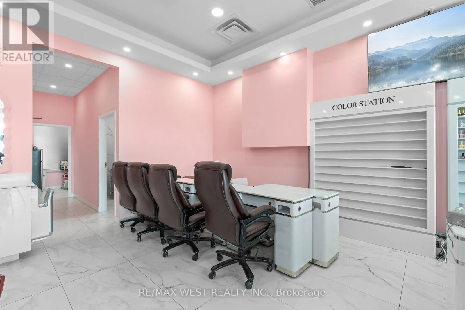 C5 - 3165 MARKHAM ROAD