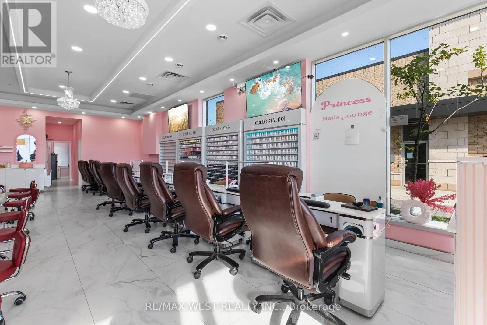 C5 - 3165 MARKHAM ROAD