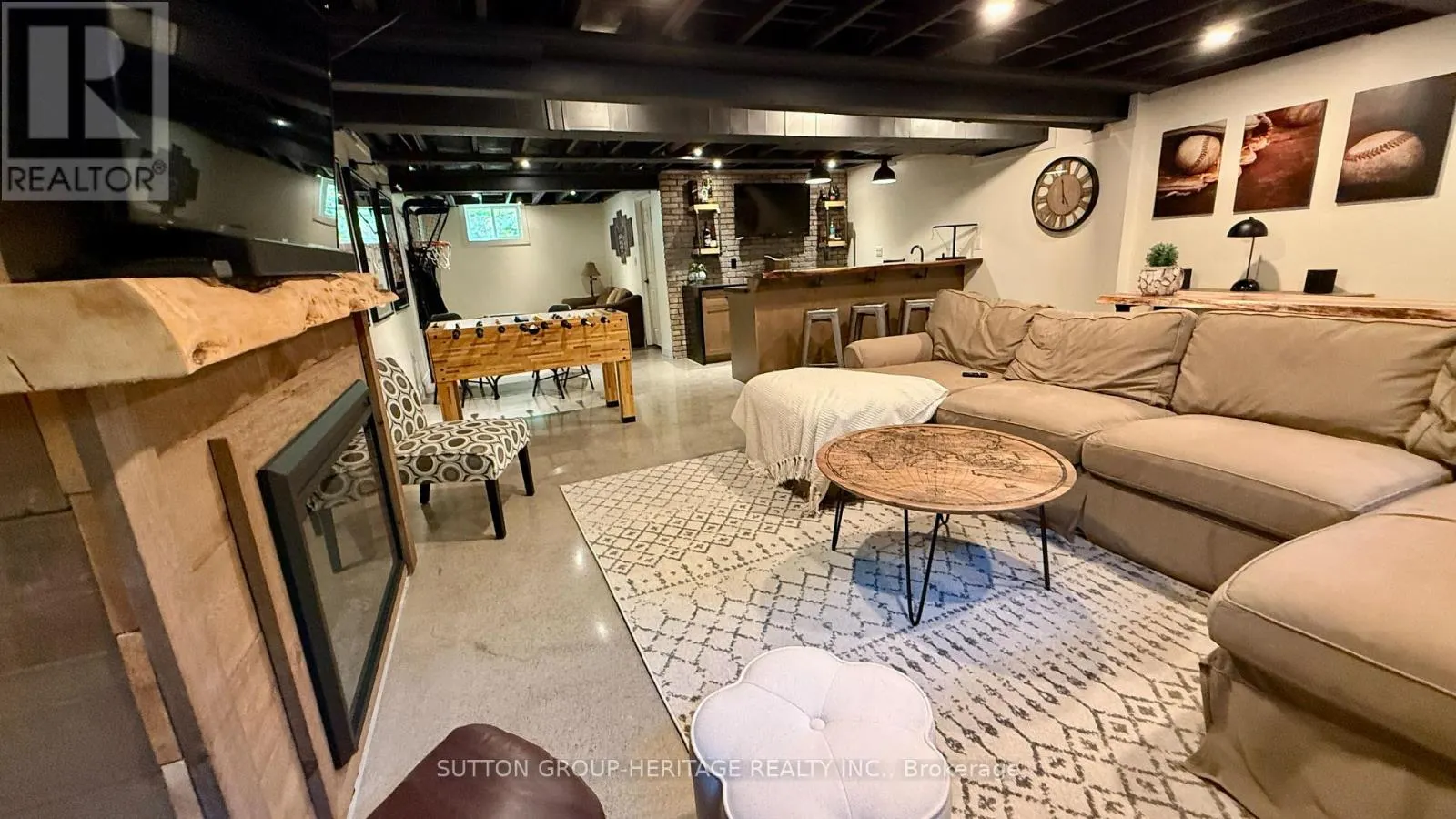 333 FAIRVIEW DRIVE