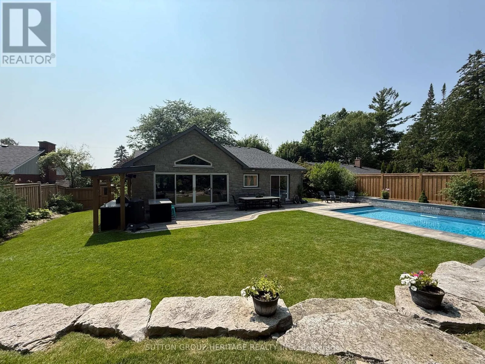 333 FAIRVIEW DRIVE