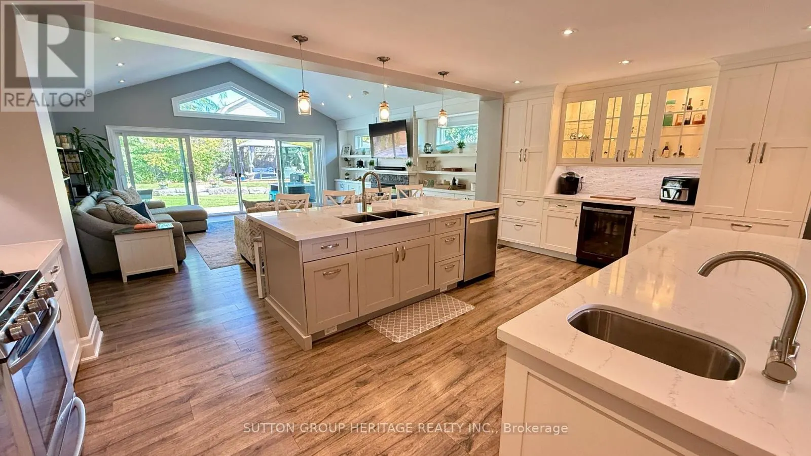 333 FAIRVIEW DRIVE